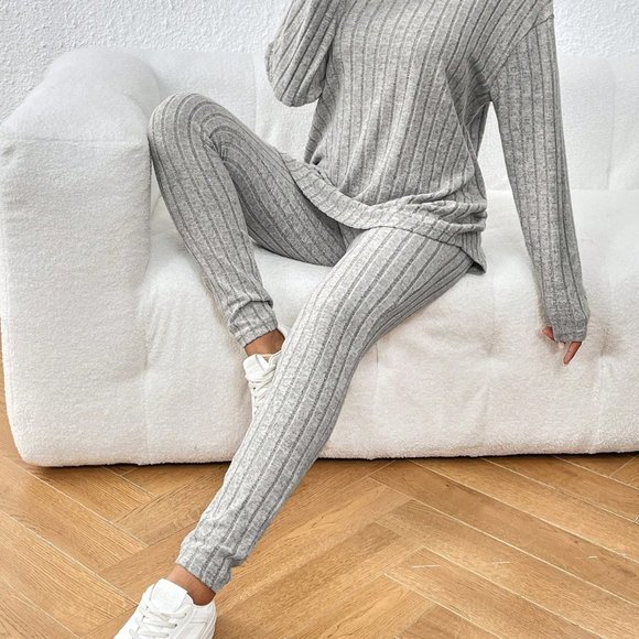 Lounge Set, Knit Tee & Leggings, Women's Comfy Sport Casual Set, lounge Wear - Picture 5 of 6